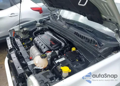 2018 Jeep Renegade Limited 4X4 from USA, damaged, VIN ZACCJBDB8JPG91677